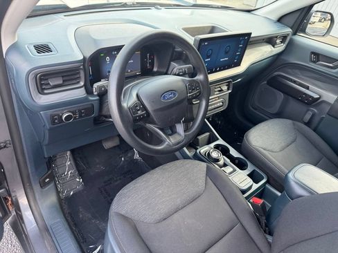Used 2025 Ford Maverick XL FWD image 11