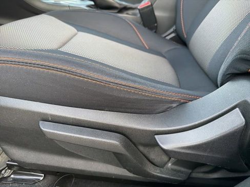 Used 2019 Subaru Crosstrek 2.0i Premium image 17