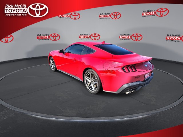 Used 2024 Ford Mustang Coupe RWD image 6