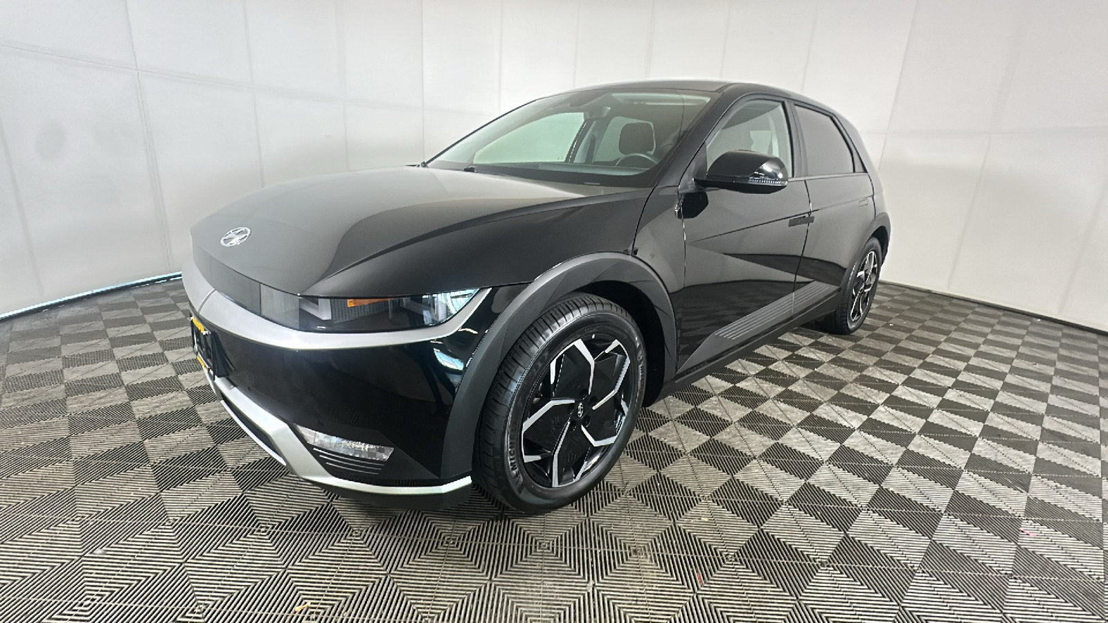 Used 2024 Hyundai Ioniq 5 SEL AWD/4WD image 8