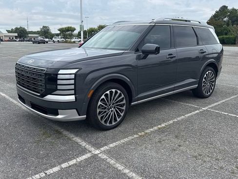Used 2026 Hyundai Palisade Calligraphy FWD image 1