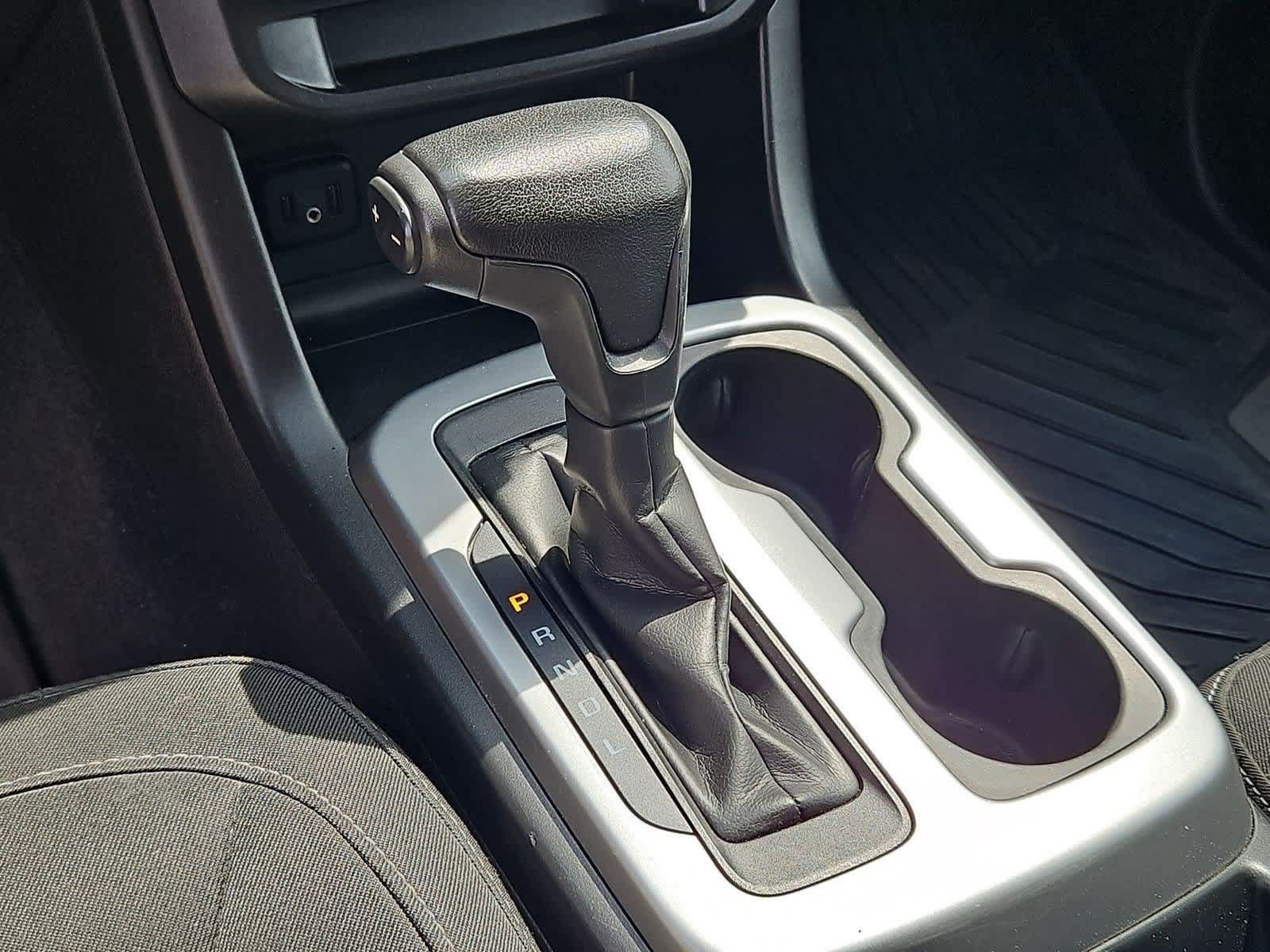 Used 2021 Chevrolet Colorado LT RWD image 30
