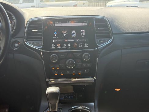 Used 2021 Jeep Grand Cherokee Freedom Edition RWD image 12