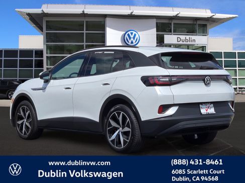 Certified 2023 Volkswagen ID.4 Pro S AWD/4WD image 6