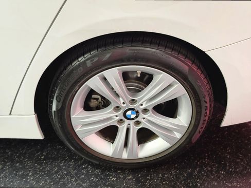 Used 2018 BMW 328d Sedan RWD image 19