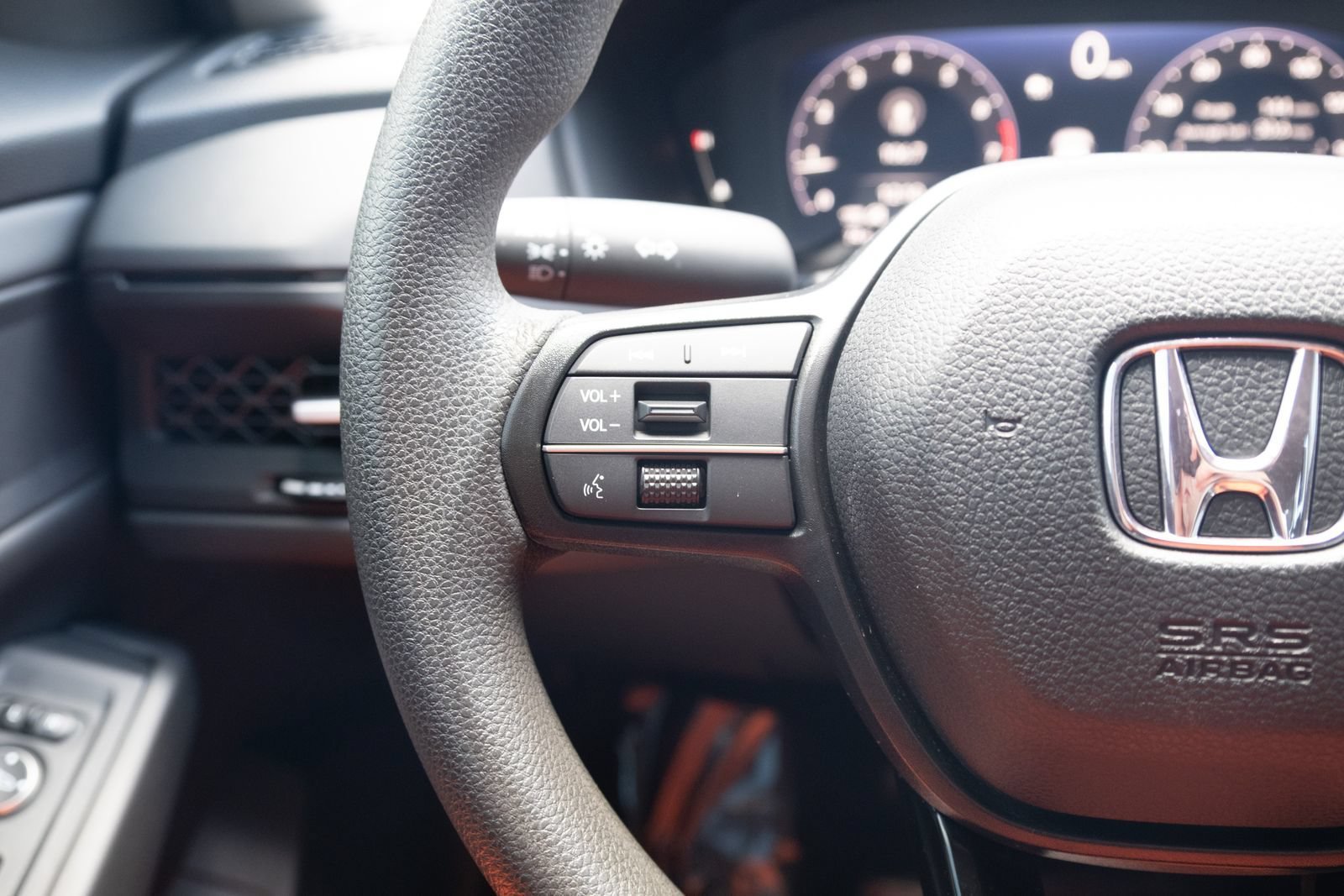 Used 2023 Honda Accord EX image 7