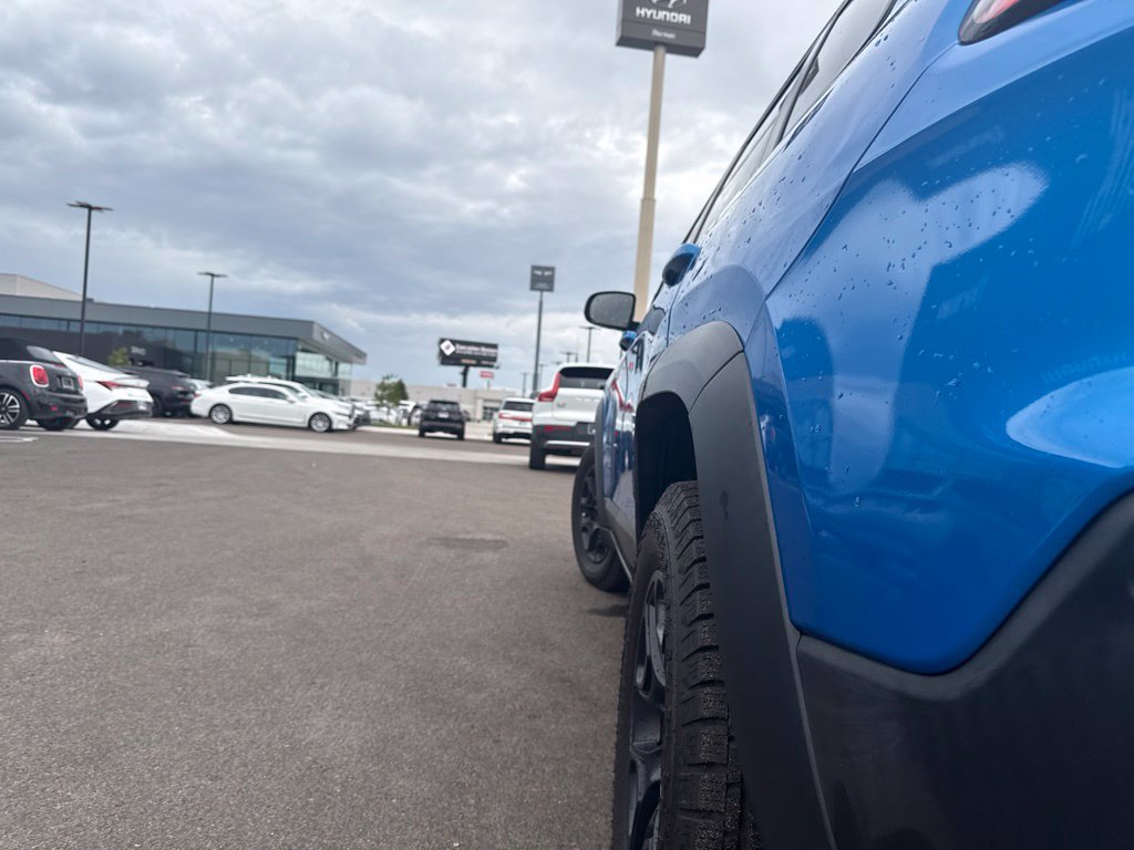 Used 2022 Jeep Cherokee Trailhawk w/ Trailer Tow Group AWD/4WD image 16