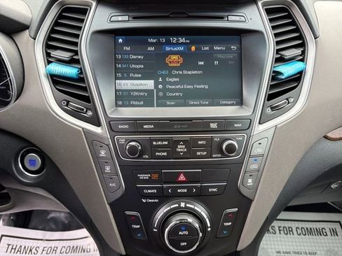 Used 2018 Hyundai Santa Fe Limited image 19