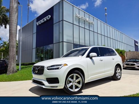 Used 2023 Volvo XC90 B6 Core image 1