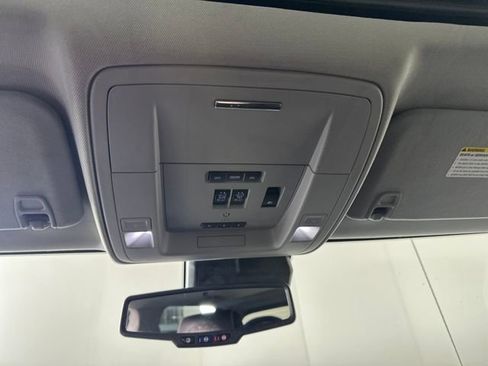 Used 2018 Chevrolet Silverado 2500 High Country w/ Duramax Plus Package image 43