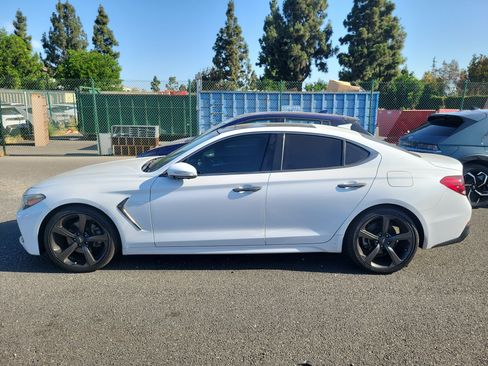 Used 2019 Genesis G70 2.0T Advanced w/ Sport Package RWD image 2
