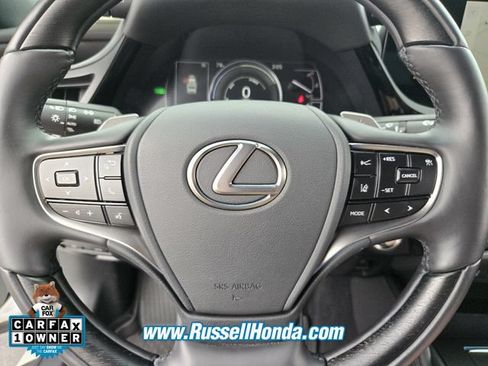 Used 2025 Lexus ES 300h Ultra Luxury FWD image 20