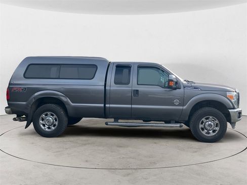 Used 2012 Ford F250 XLT w/ XLT Premium Pkg image 2