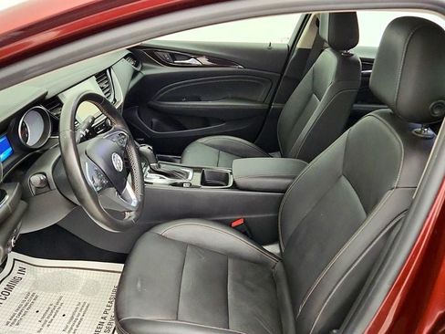 Used 2018 Buick Regal Essence w/ Driver Confidence Package #1 FWD image 10