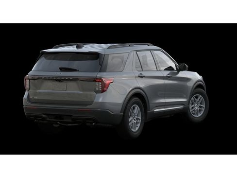 Used 2025 Ford Explorer Active image 3