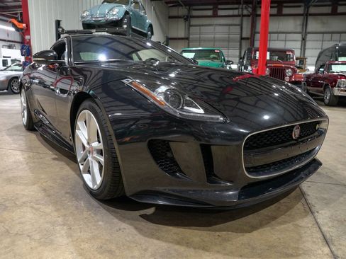 Used 2017 Jaguar F-TYPE S AWD/4WD image 12
