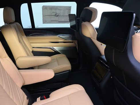 New 2026 Cadillac Escalade IQ Sport 2 w/ LPO, ONYX Package AWD/4WD image 18