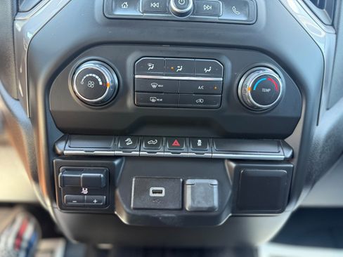 Used 2019 Chevrolet Silverado 1500 Custom Trail Boss image 20