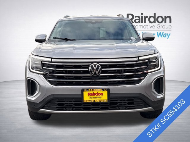 Used 2025 Volkswagen Atlas SE AWD/4WD image 2