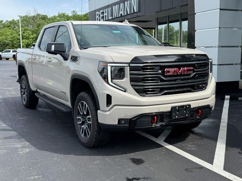 New 2026 GMC Sierra 1500 AT4 w/ AT4 Premium Package AWD/4WD image 2