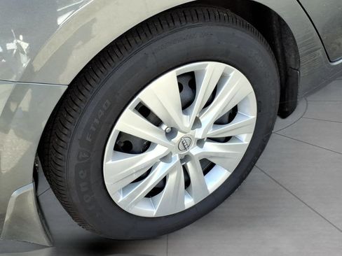 Used 2025 Nissan Sentra S image 5