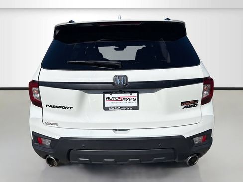 Used 2022 Honda Passport TrailSport image 6