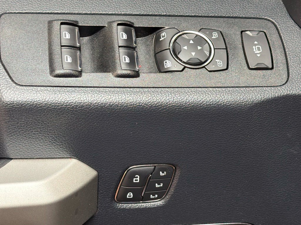 Used 2022 Ford F250 Lariat AWD/4WD image 22