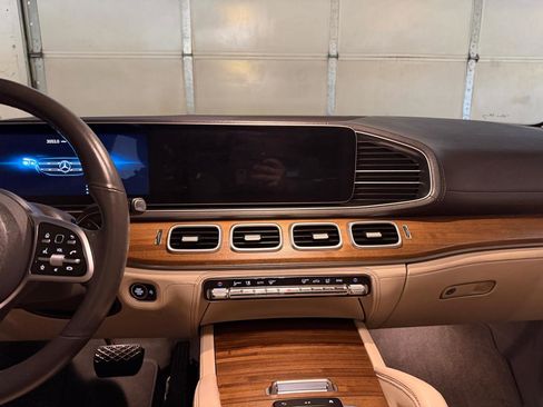 Used 2020 Mercedes-Benz GLE 350 4MATIC image 15