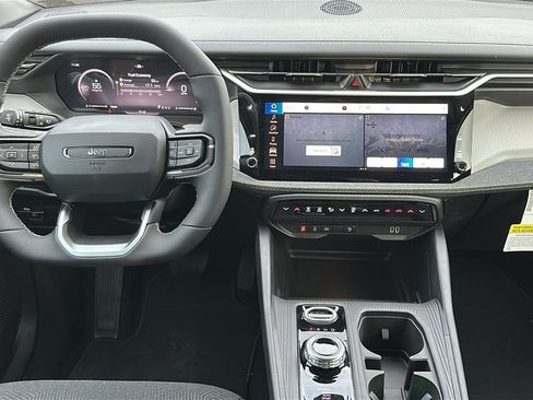 New 2026 Jeep Cherokee Laredo AWD/4WD image 17