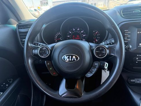 Used 2019 Kia Soul + FWD image 26