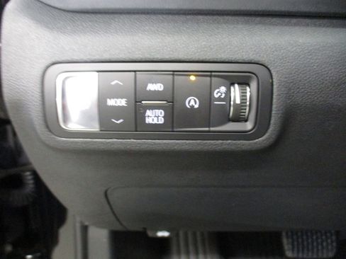 New 2026 GMC Terrain Elevation w/ Elevation Premium Package AWD/4WD image 28