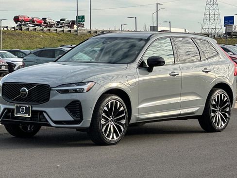 New 2026 Volvo XC60 T8 Ultra w/ Protection Package Premier AWD/4WD image 7