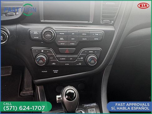 Used 2012 Kia Optima Hybrid w/ Hybrid Premium Technology Pkg image 17