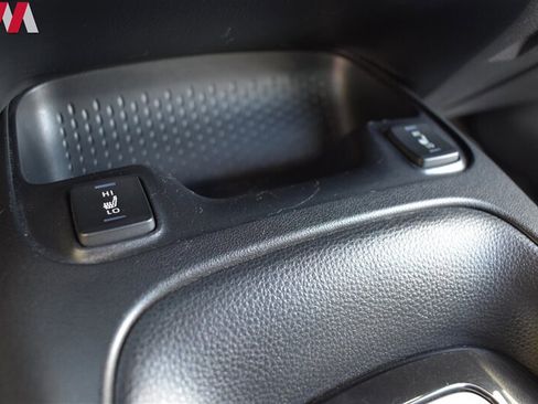 Used 2022 Toyota Corolla LE w/ Premium Interior Package FWD image 20