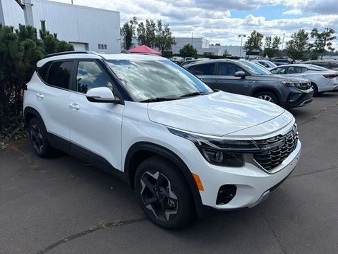 Used 2025 Kia Seltos EX w/ EX Sunroof Package AWD/4WD image 1