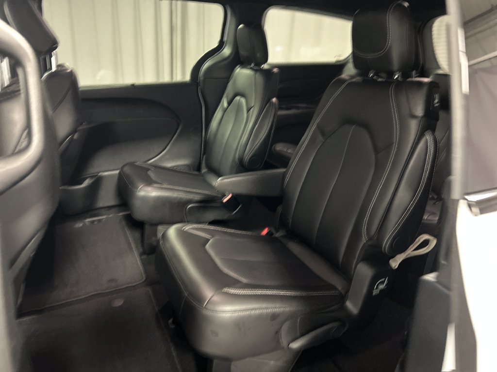 Used 2026 Chrysler Pacifica Select w/ S Appearance Package FWD image 23