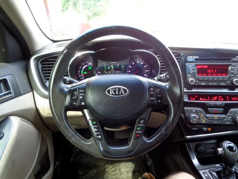 Used 2012 Kia Optima Hybrid image 18
