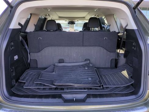 Used 2023 Subaru Ascent Touring AWD/4WD image 31