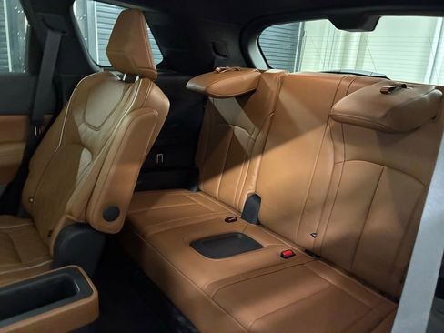 Used 2025 INFINITI QX60 Autograph w/ Cargo Package AWD/4WD image 39