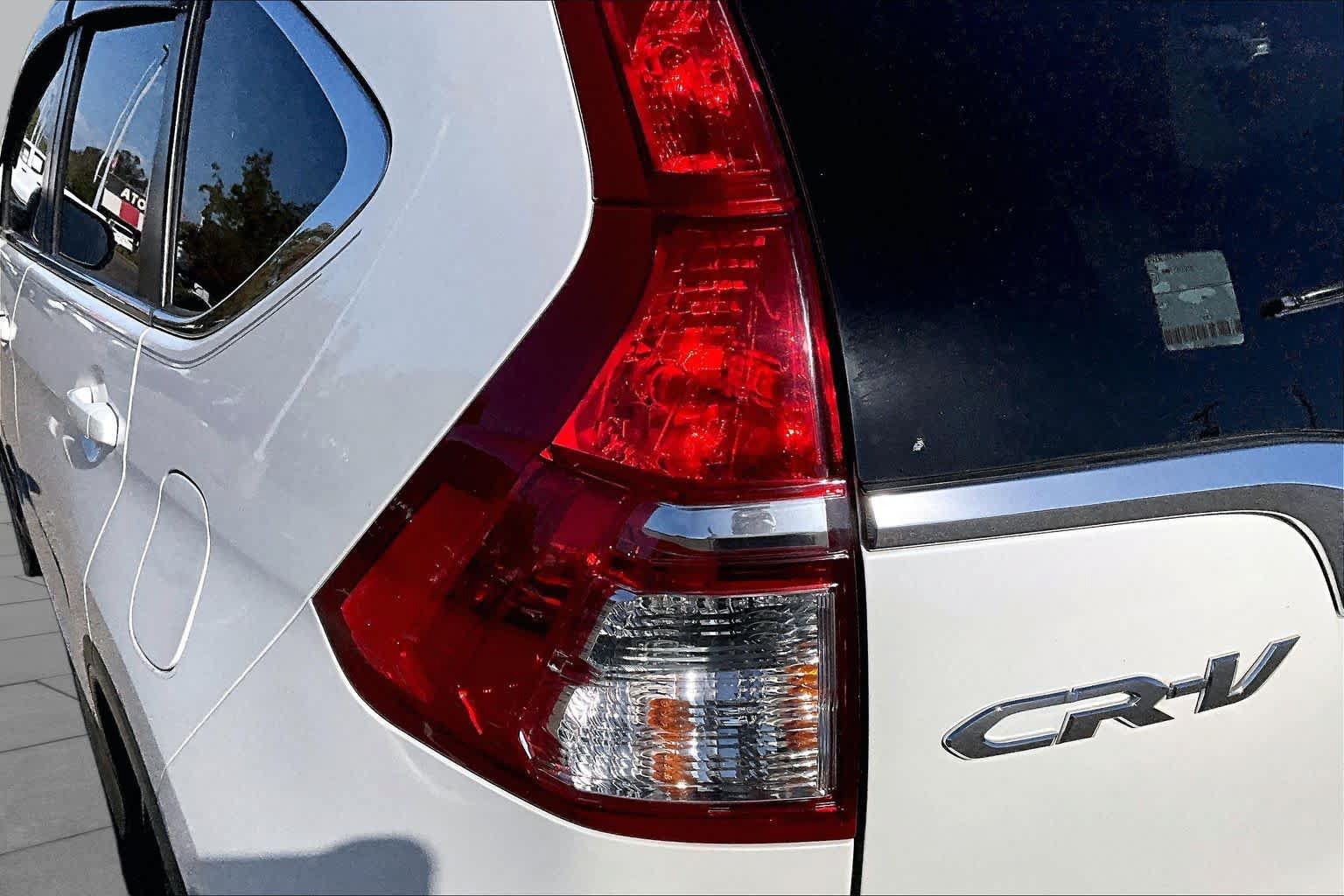 Used 2015 Honda CR-V Touring image 28
