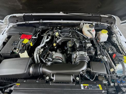 Used 2023 Jeep Gladiator Rubicon w/ Trailer Tow Package image 32