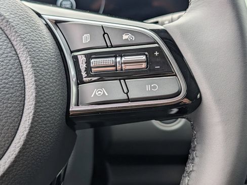 New 2026 Kia Seltos EX FWD image 35