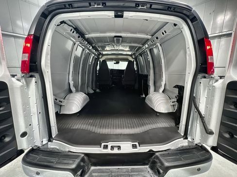 New 2025 Chevrolet Express 2500 w/ Driver Convenience Package image 19