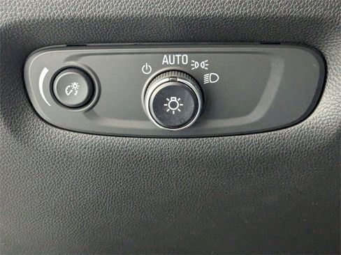 Certified 2023 Chevrolet Traverse RS w/ LPO, Floor Liner Package image 14