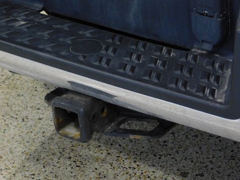 Used 2017 Nissan Titan SV image 79