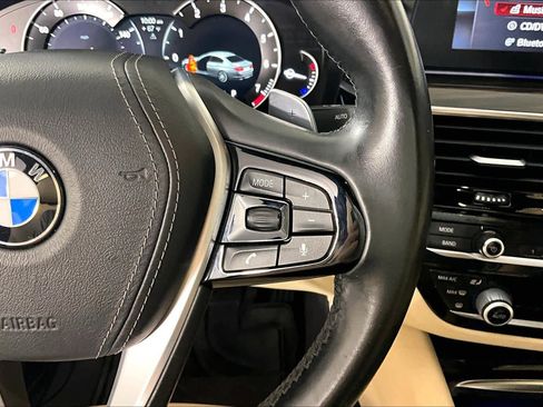 Used 2018 BMW 530i image 22