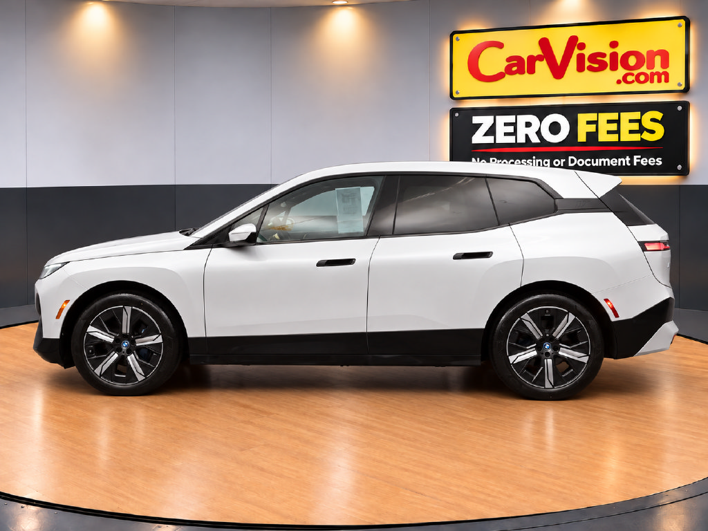 Used 2023 BMW iX xDrive50 w/ Sport Package AWD/4WD image 4