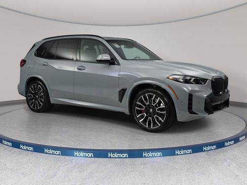 New 2026 BMW X5 xDrive50e w/ M Sport Package image 3