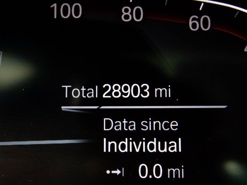 Used 2022 BMW 540i xDrive w/ M Sport Package image 23