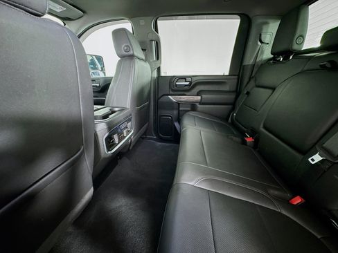 Used 2021 Chevrolet Silverado 2500 LTZ w/ LTZ Convenience Package image 23